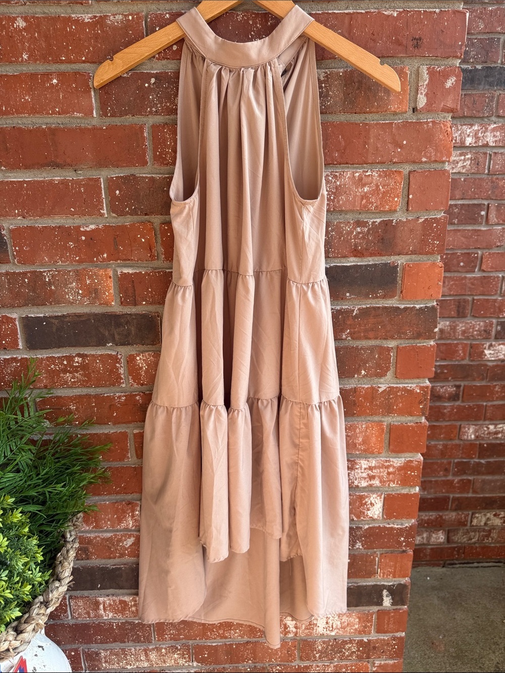 Sleeveless Tiered High-Neck Dress in Blush/Tan
